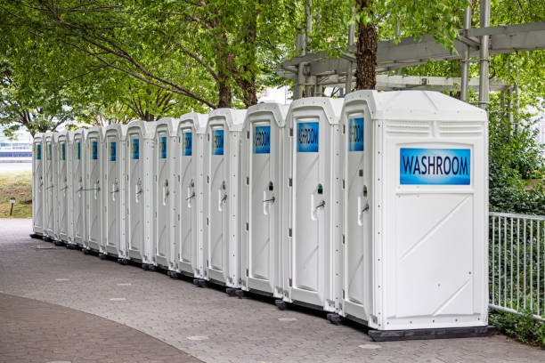 Best Construction site porta potty rental  in Satsuma, AL